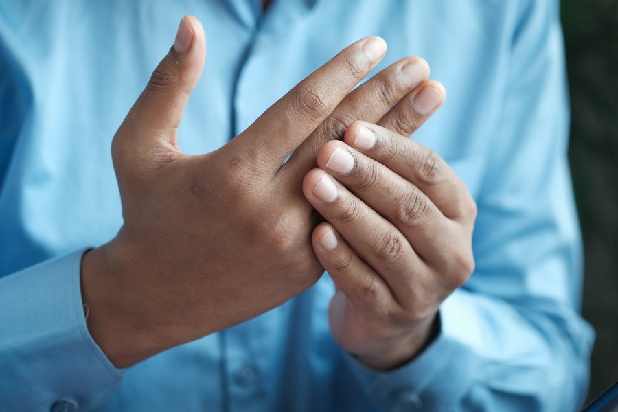 Hand pain: Causes, home remedies, and treatments